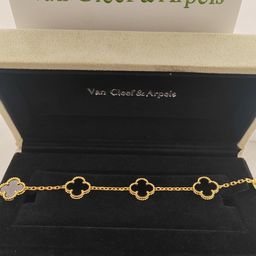 Van Cleef & Arpels classic black bracelet